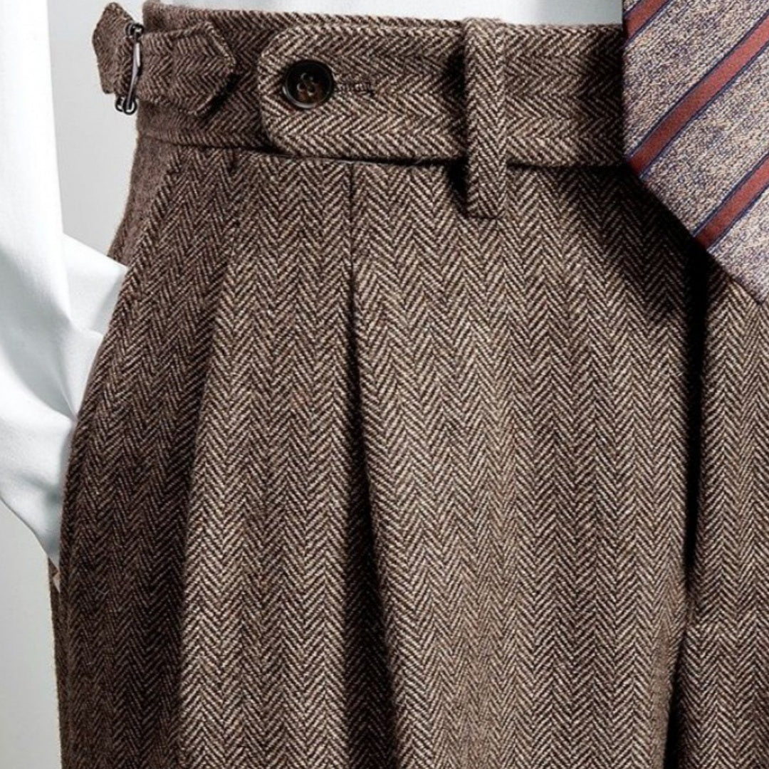 Pantalon slim en tweed de laine à chevrons