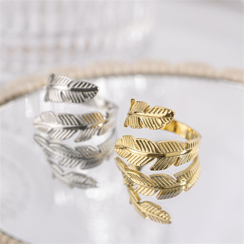 Adjustable Feather Design Ring