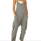 Loose Strap Capri Jumpsuit With Pockets